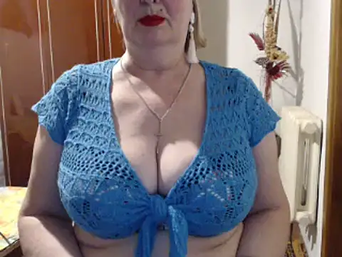 Snapshot of Secretfox chatting on March 1, 2025, 2:55 pm Secretfox online show from March 1, 2025, 2:55 pm