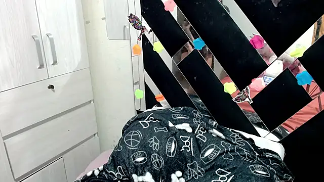 katery wok11 online show from December 1, 2025, 7:26 pm