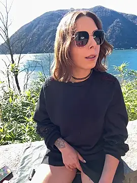 Mia Railey online show from February 20, 2026, 11:12 am