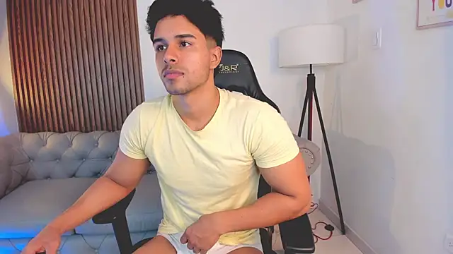 liam collins21 online show from October 16, 2025, 12:02 pm