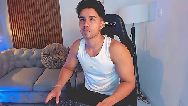 liam collins21 online show from October 24, 2025, 11:53 am