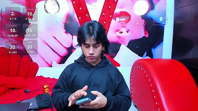 alex 477 online show from May 26, 2026, 11:41 am