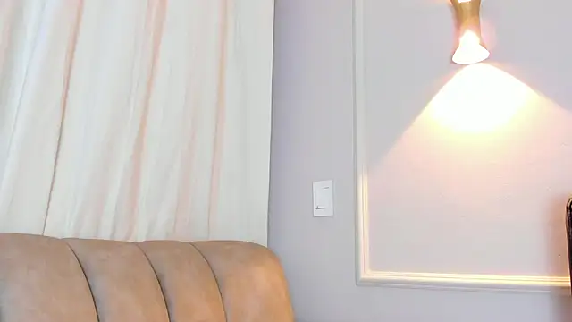 Snapshot of Lia_walton chatting on September 13, 2025, 12:16 pm Lia walton online show from September 13, 2025, 12:16 pm