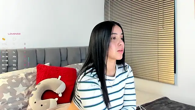 Gigi-bom online show from April 2, 2026, 11:55 pm