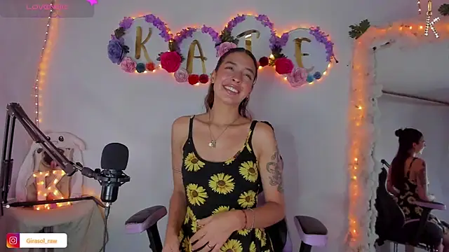 KATERAW online show from July 30, 2026, 2:32 am