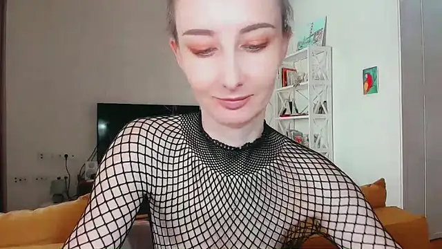 Maiami000 online show from March 9, 2026, 12:30 pm