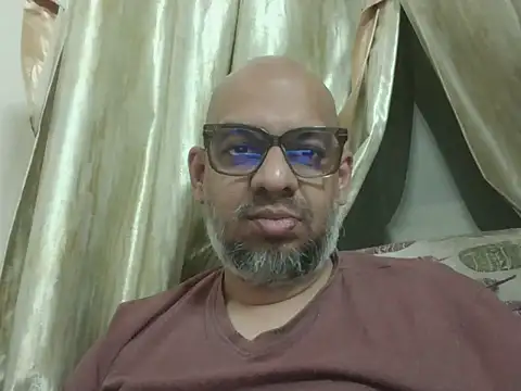 Snapshot of horsepower8283 chatting on February 15, 2026, 3:55 pm horsepower8283 online show from February 15, 2026, 3:55 pm