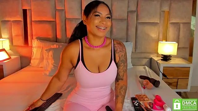 Miss Abigail  online show from February 25, 2026, 1:33 pm