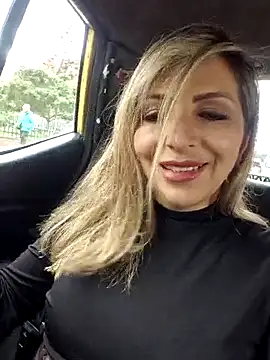 Snapshot of _Abril-Office1 chatting on February 26, 2025, 4:05 pm Abril-Office1 online show from February 26, 2025, 4:05 pm