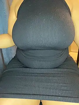 Snapshot of CARAMELGODDESSX23 chatting on September 10, 2025, 5:17 am CARAMELGODDESSX23 online show from September 10, 2025, 5:17 am