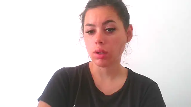 LovelyJulliette online show from September 14, 2025, 11:54 am