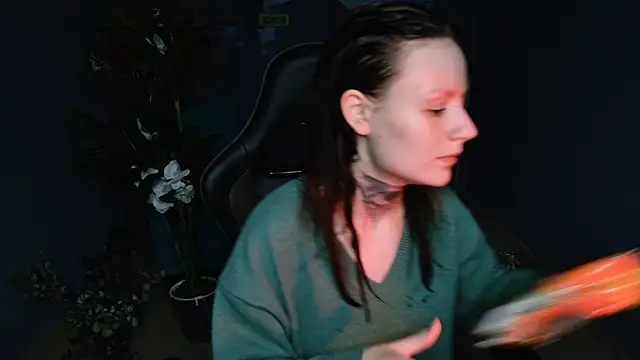 Snapshot of VeliraBraitberg chatting on February 26, 2025, 11:21 am VeliraBraitberg online show from February 26, 2025, 11:21 am