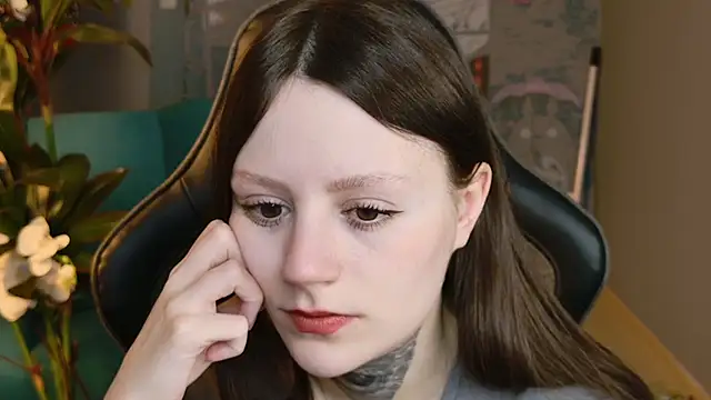 Snapshot of VeliraBraitberg chatting on February 26, 2025, 8:06 am VeliraBraitberg online show from February 26, 2025, 8:06 am