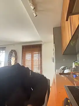 Adventurehotman online show from October 24, 2025, 11:53 am