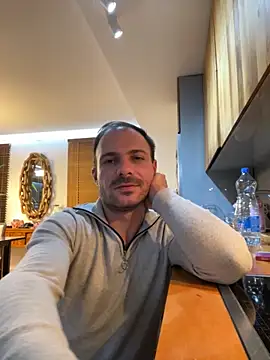 Adventurehotman online show from October 21, 2025, 11:26 pm