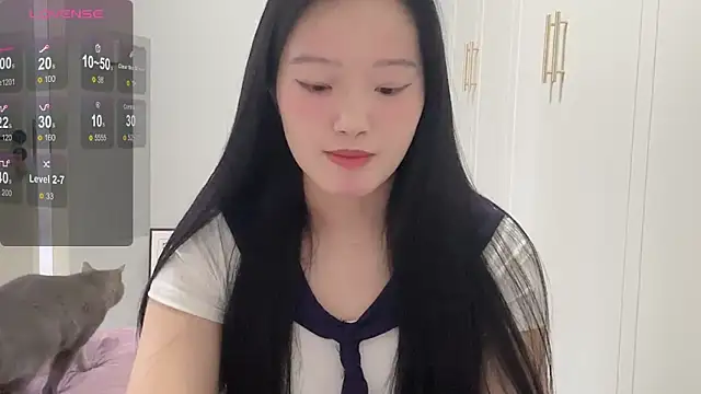 rose-u online show from October 24, 2025, 1:26 am