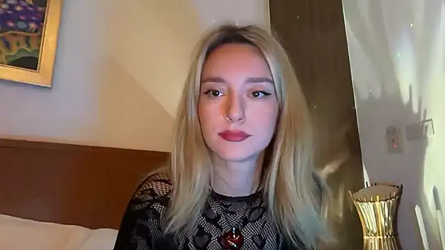 SirenaBelle online show from November 23, 2025, 12:53 am