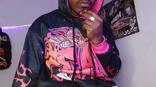 Snapshot of king__Black chatting on April 9, 2026, 12:44 pm king Black online show from April 9, 2026, 12:44 pm