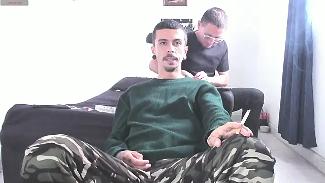Aaron BigDickxxx online show from May 21, 2026, 5:43 pm