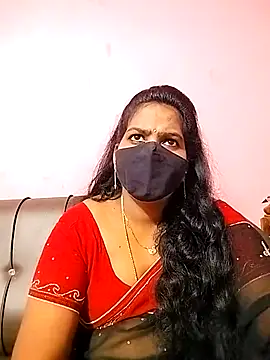 Snapshot of melina214 chatting on September 20, 2025, 4:17 am melina214 online show from September 20, 2025, 4:17 am