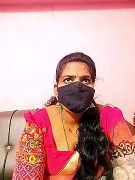 Snapshot of melina214 chatting on October 9, 2025, 3:40 am melina214 online show from October 9, 2025, 3:40 am