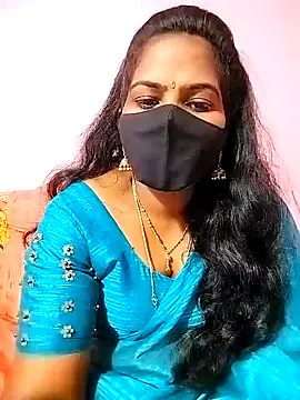 Snapshot of melina214 chatting on January 30, 2025, 3:22 am melina214 online show from January 30, 2025, 3:22 am