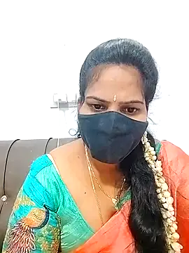 Snapshot of melina214 chatting on March 3, 2026, 4:30 am melina214 online show from March 3, 2026, 4:30 am