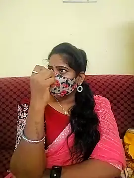 Snapshot of melina214 chatting on March 19, 2026, 5:13 pm melina214 online show from March 19, 2026, 5:13 pm