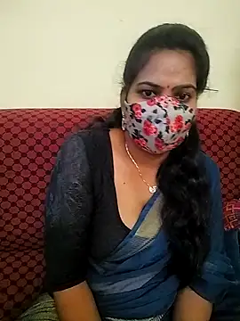 Snapshot of melina214 chatting on March 24, 2026, 6:13 am melina214 online show from March 24, 2026, 6:13 am