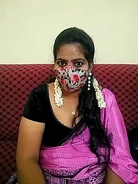 Snapshot of melina214 chatting on March 25, 2026, 6:29 pm melina214 online show from March 25, 2026, 6:29 pm