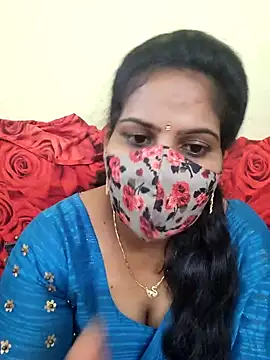 Snapshot of melina214 chatting on April 14, 2026, 5:45 am melina214 online show from April 14, 2026, 5:45 am