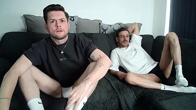 twotwinkhusbandss online show from July 24, 2026, 2:13 pm