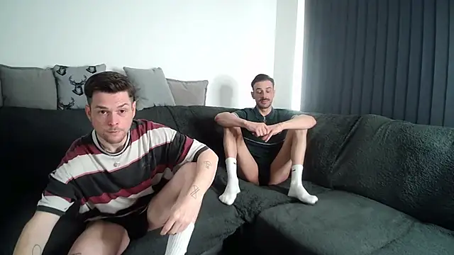 twotwinkhusbandss online show from July 1, 2026, 1:44 pm