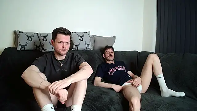 twotwinkhusbandss online show from January 31, 2026, 9:46 pm