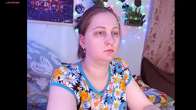 Sakura Green online show from February 13, 2026, 11:27 pm