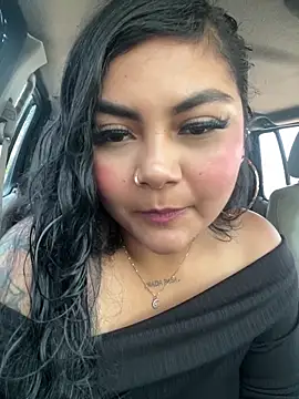 Snapshot of Juli_Walker chatting on March 4, 2026, 1:52 pm Juli Walker online show from March 4, 2026, 1:52 pm