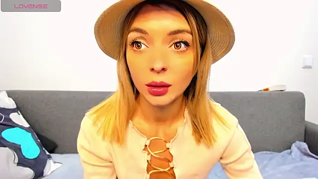 Snapshot of _ellen_meow_ chatting on November 14, 2025, 10:57 pm ellen meow online show from November 14, 2025, 10:57 pm