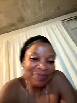 Snapshot of slimcateee chatting on December 15, 2025, 7:52 pm slimcateee online show from December 15, 2025, 7:52 pm