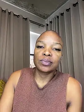slimcateee online show from July 19, 2026, 8:34 am