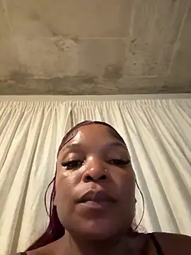 slimcateee online show from March 18, 2026, 7:37 pm