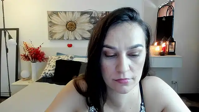 JoyCasidy online show from April 5, 2026, 10:44 am