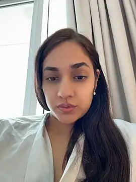 CuteeRose online show from July 23, 2026, 6:44 am