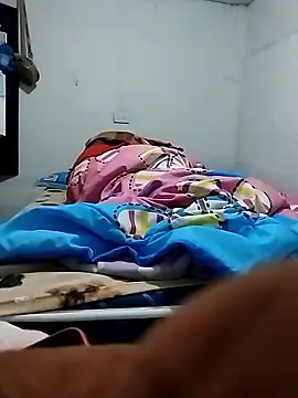 Chocolatito26 online show from February 6, 2026, 3:24 am