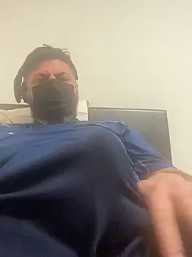 Snapshot of drain-my-balls chatting on January 2, 2025, 9:07 pm drain-my-balls online show from January 2, 2025, 9:07 pm