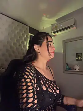 ZarahEvans online show from June 30, 2026, 8:53 pm