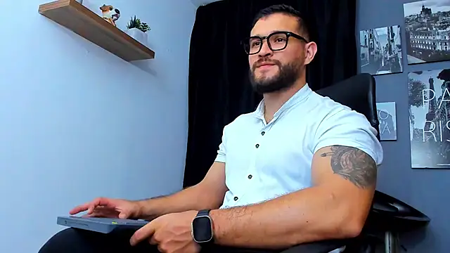 AndrewDiaz online show from October 31, 2025, 3:14 am