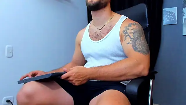 AndrewDiaz online show from November 5, 2025, 3:42 am