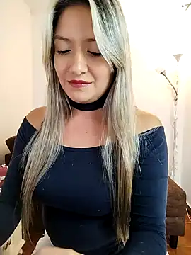 Snapshot of valeriahunter1 chatting on January 17, 2025, 11:07 pm valeriahunter1 online show from January 17, 2025, 11:07 pm