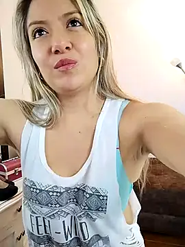 Snapshot of valeriahunter1 chatting on December 23, 2024, 10:55 pm valeriahunter1 online show from December 23, 2024, 10:55 pm