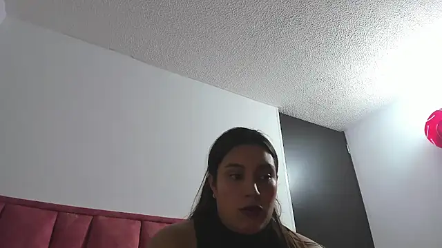 elana kepler online show from June 2, 2026, 12:10 am